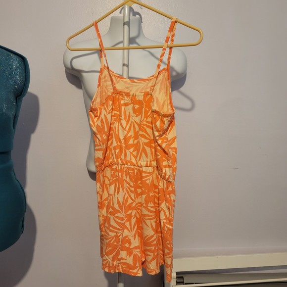 Old Navy Girl's Romper - Picture 2 of 3